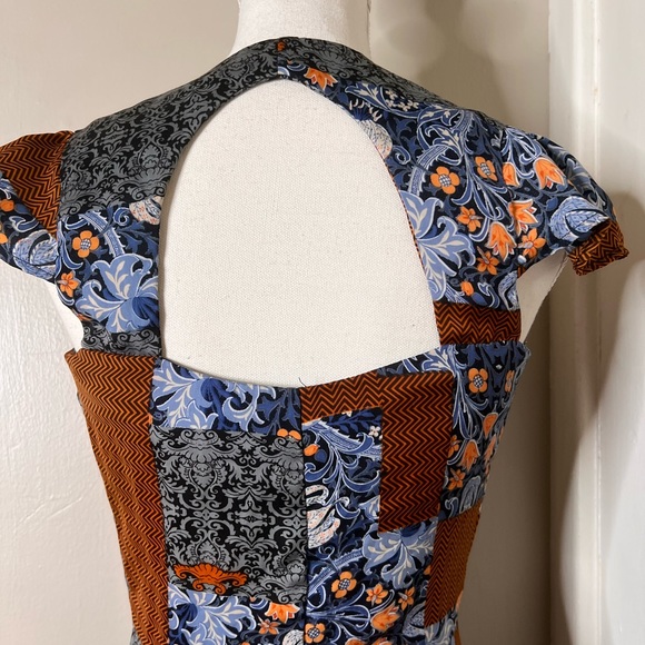 ASOS Women’s glamorous petite patchwork paisley maxi dress - Picture 3 of 4